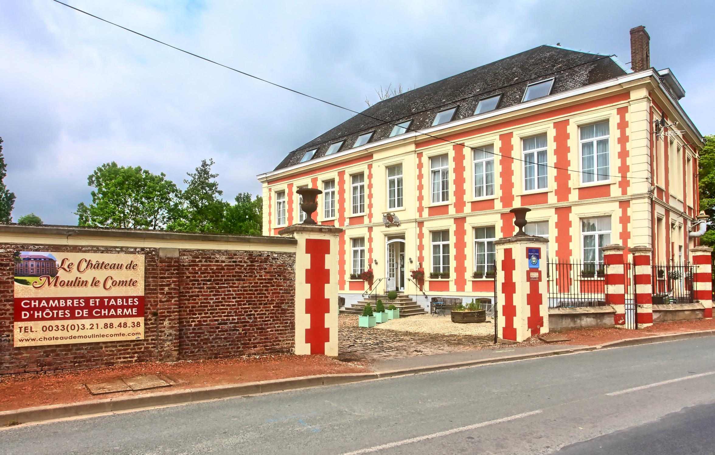 Chateau De Moulin Le Comte Aire-sur-la-Lys Esterno foto